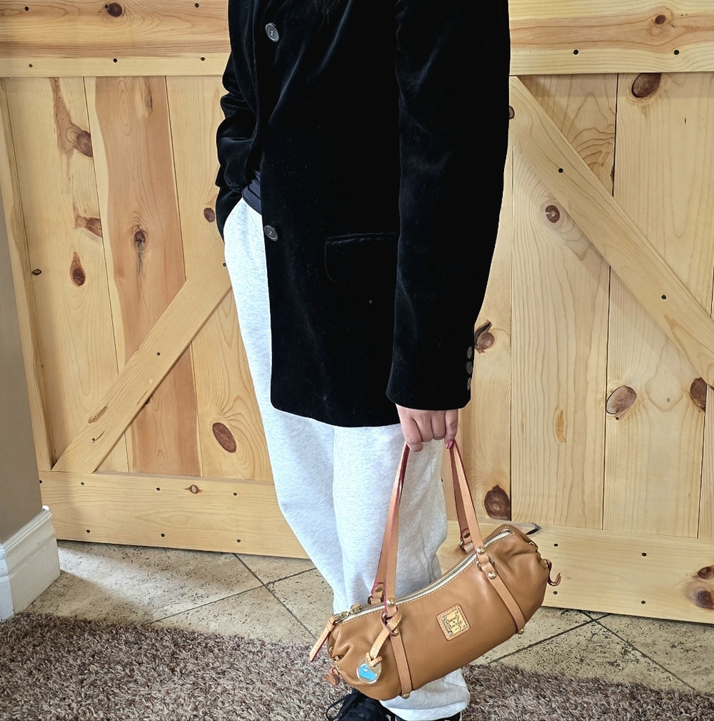 Emma Shoulder Bag - Picture 2 of 12